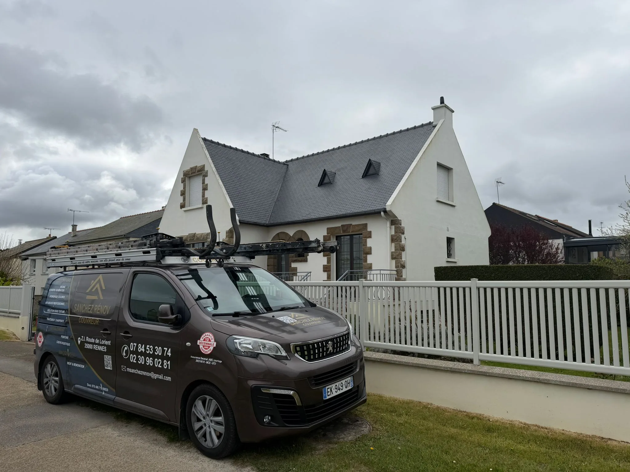 Camion Sanchez Rénov — professionnel du bâtiment Ille-et-Vilaine